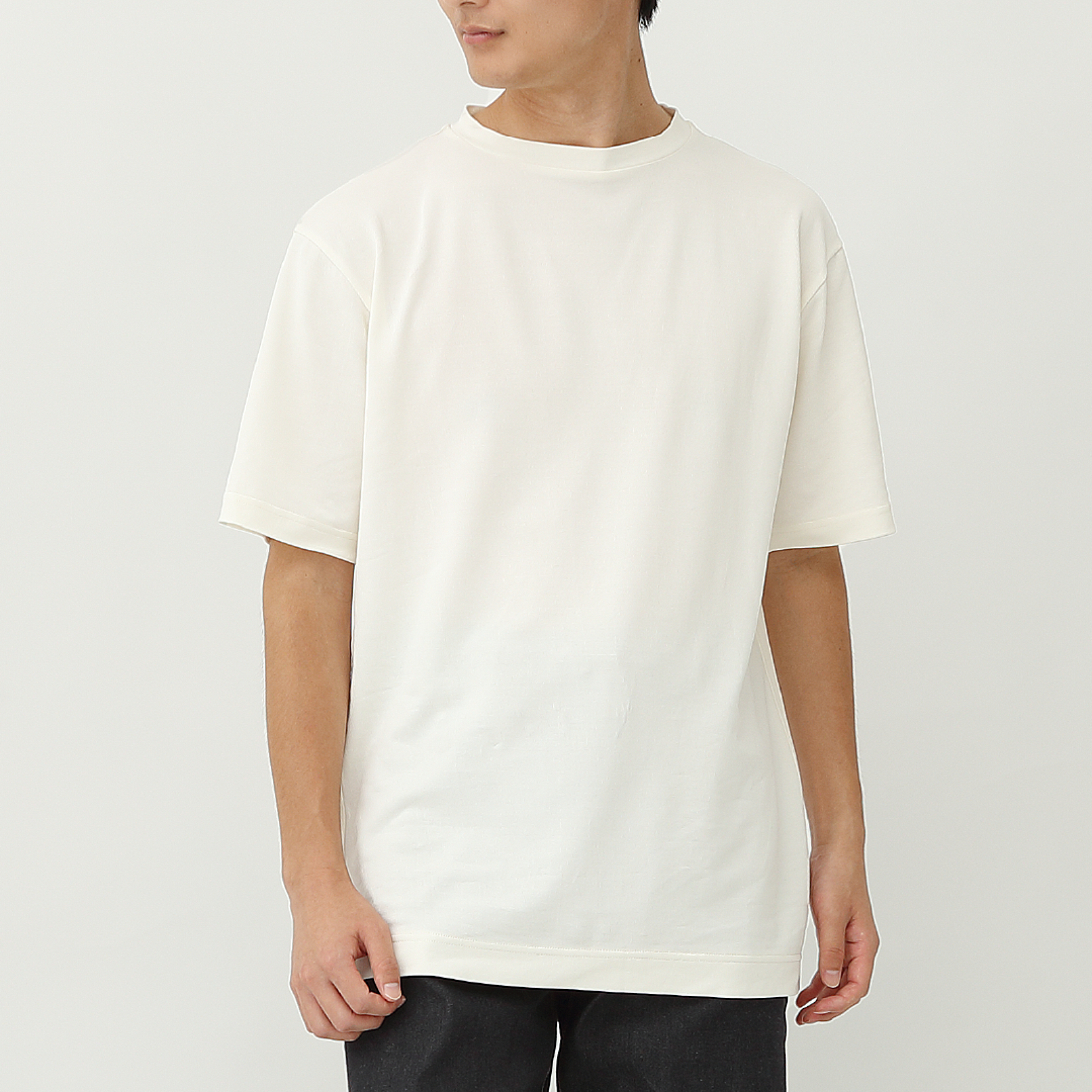 トレンドを意識したゆったりシルエット